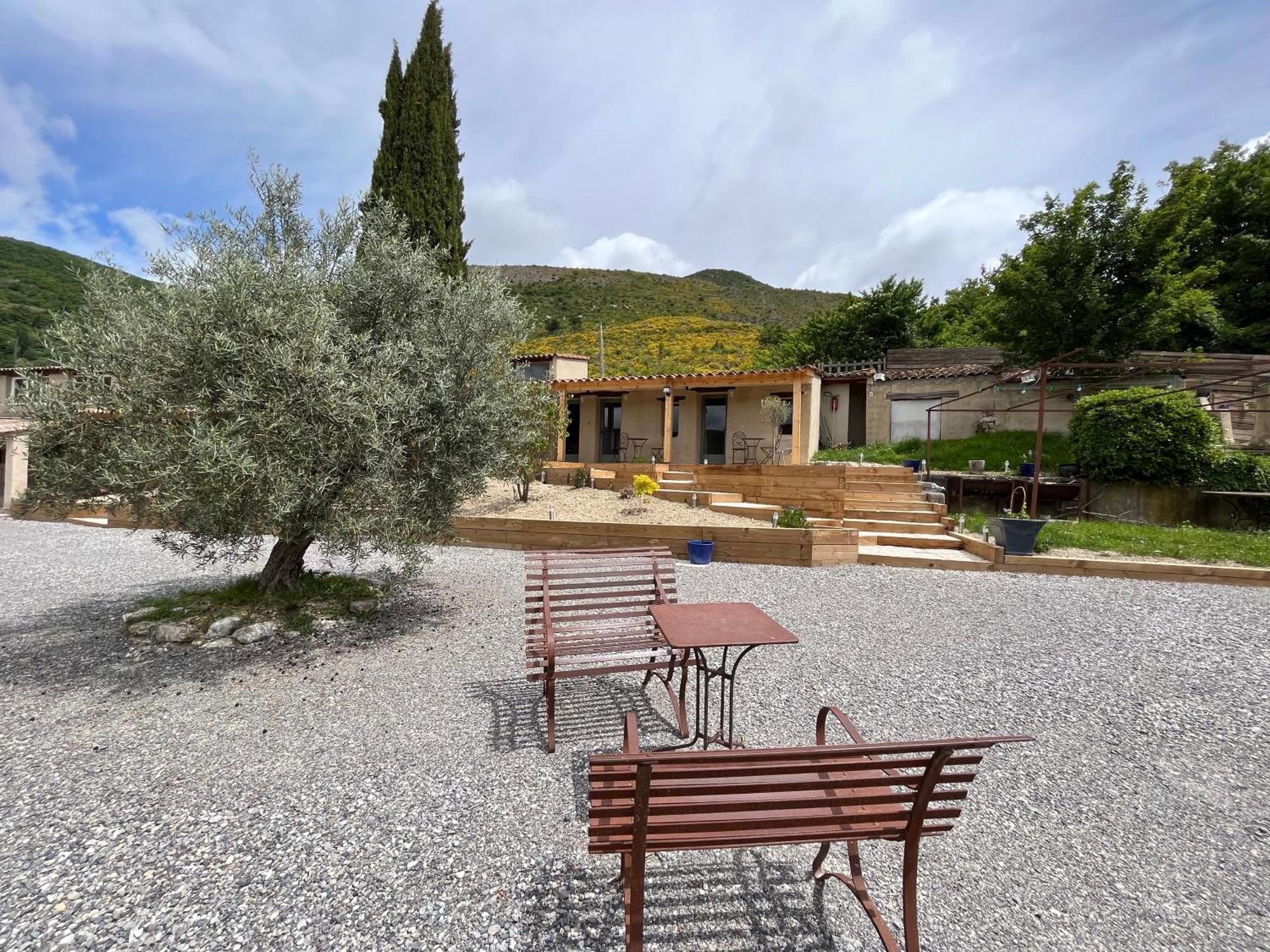 Les Ricoux Apartamento Montfroc Exterior foto