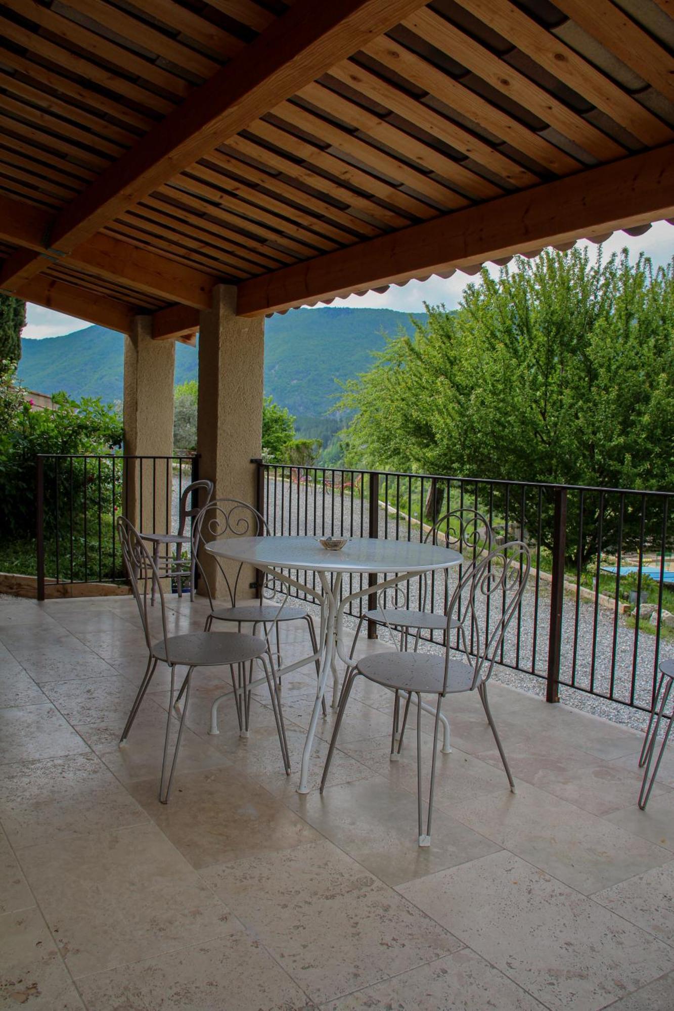 Les Ricoux Apartamento Montfroc Exterior foto